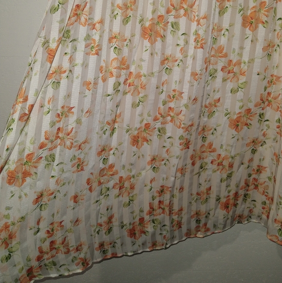 PRIVACY PLEASE Whitney Vintage Floral Midi Skirt - Picture 9 of 9
